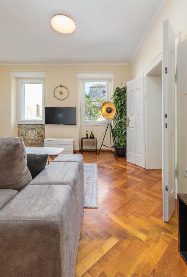 Apartment Melanie Pula Luaran gambar