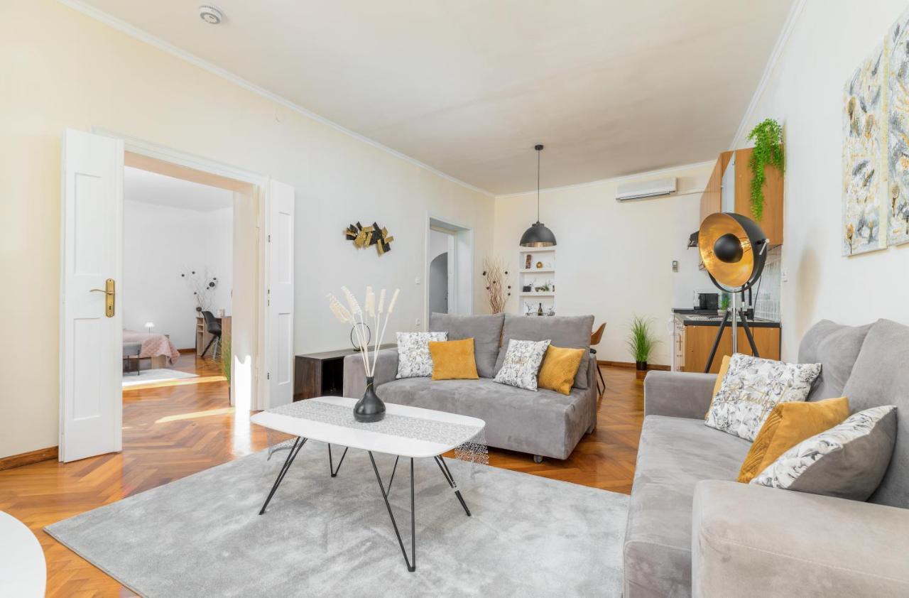 Apartment Melanie Pula Luaran gambar